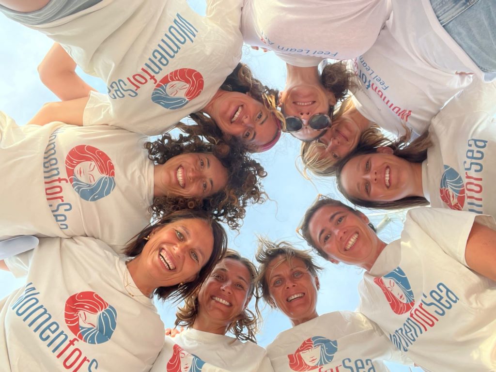 Women for Sea est une association qui révèle le pouvoir des femmes, amplifie leurs voix et leur donne les moyens d’agir pour la protection de la mer